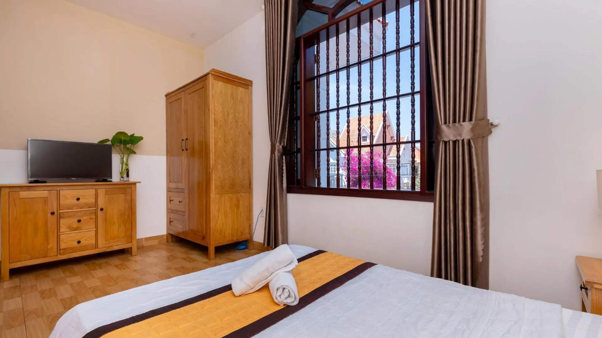 Villa 8 Phong Ngu Bai Sau Vung Tau Vietnam