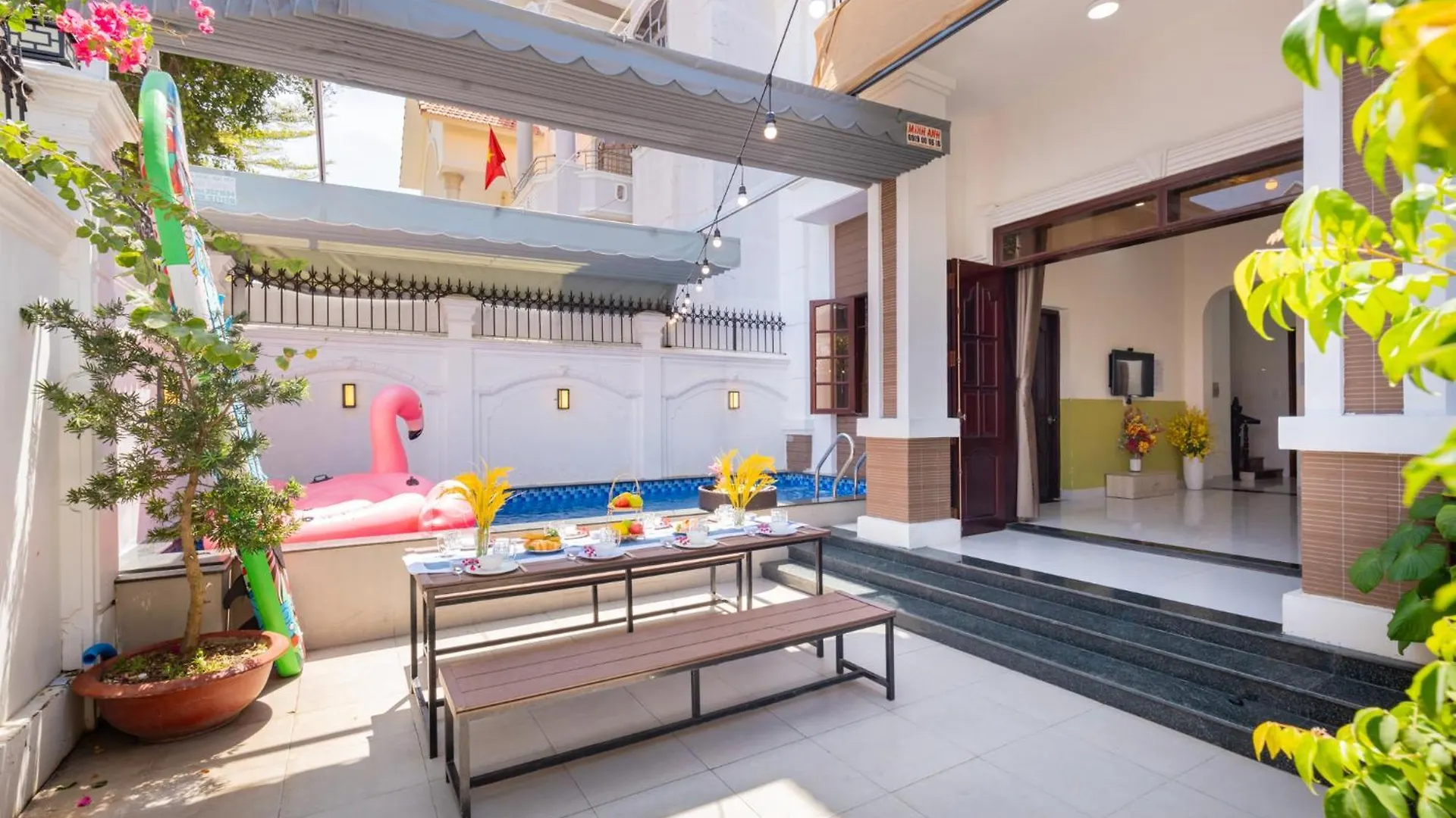 Villa 8 Phong Ngu Bai Sau Vung Tau Vietnam